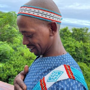 Head and shoulder isidanga on Xhosa model - made with passion by Homba Crafts